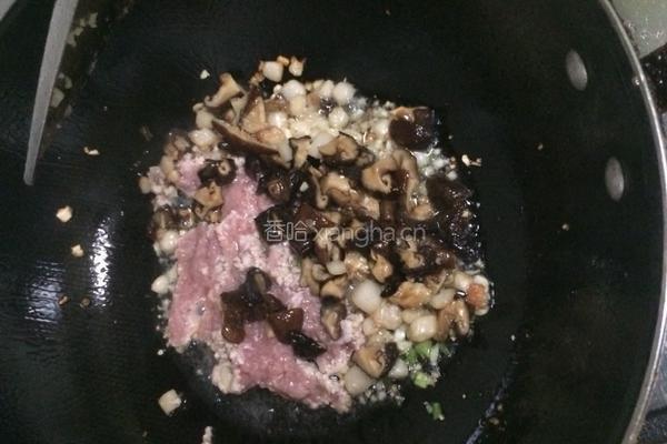 香菇肉末豆腐的做法图解5