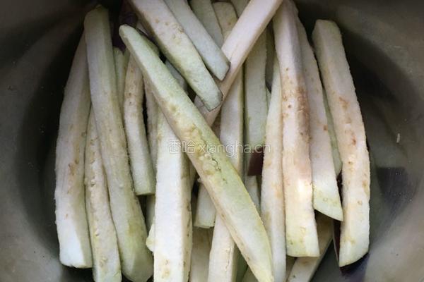 蚝油茄子的做法图解2