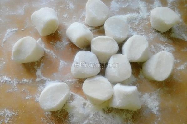 红萝卜粉条海米馅蒸饺的做法图解15