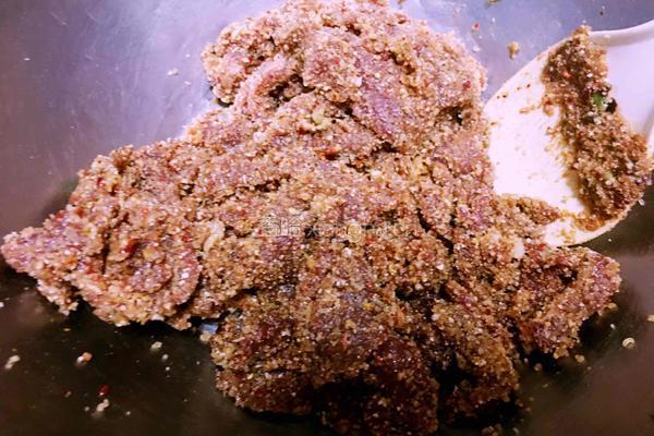 川式粉蒸牛肉的做法图解7