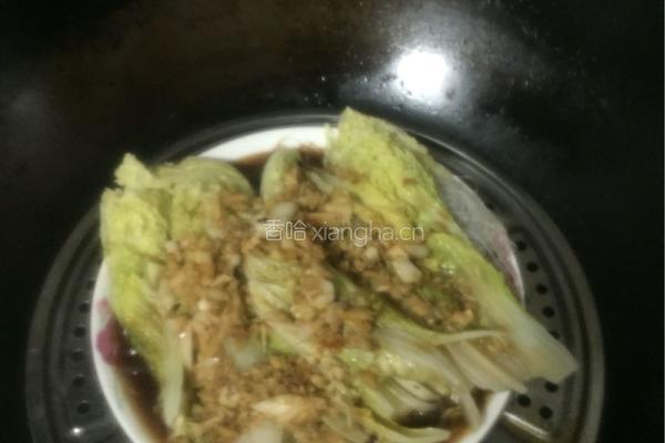 娃娃菜蒸粉丝的做法图解3