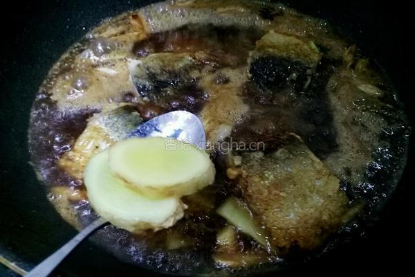 青鱼白菜豆腐锅的做法图解10