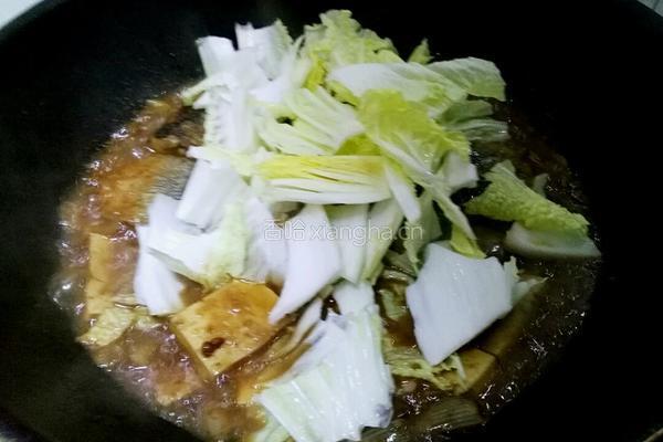 青鱼白菜豆腐锅的做法图解17