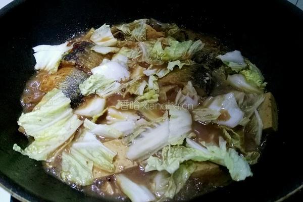 青鱼白菜豆腐锅的做法图解18
