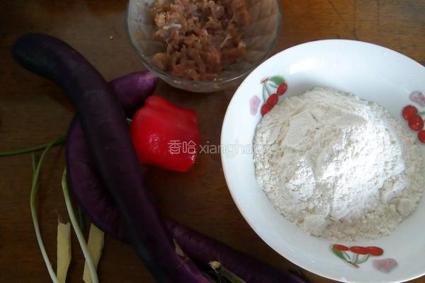 地锅茄子的做法图解1