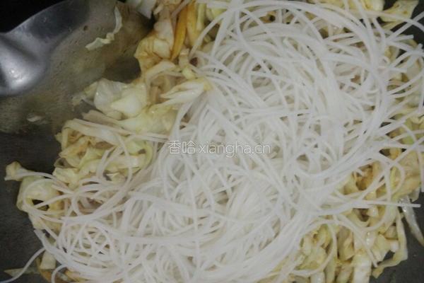 粉丝炒包菜的做法图解9