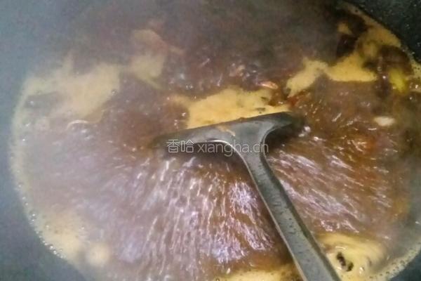 酱焖酥鲫鱼的做法图解6