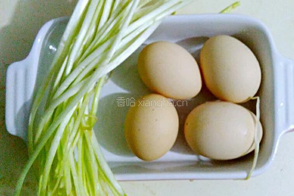 韭黄炒鸡蛋的做法图解1