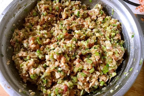 牛肉饺子馅的做法图解8