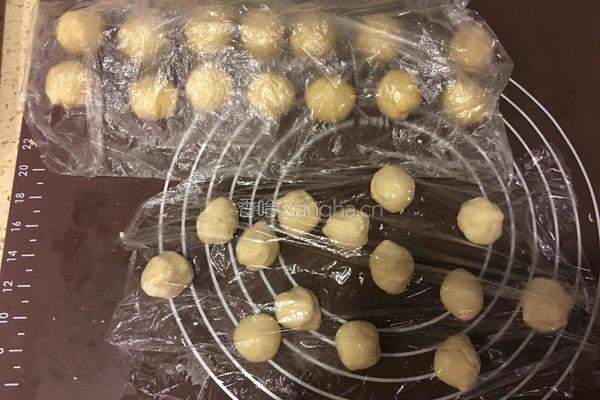 豆沙馅月饼的做法图解4