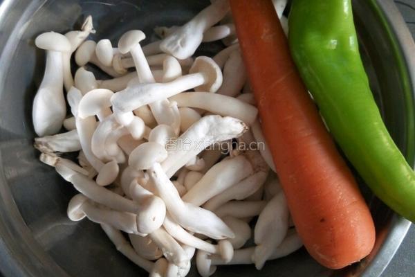 凉拌白玉菇的做法图解1
