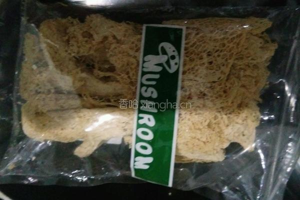竹荪爆蛋的做法图解1
