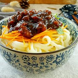 北京炸酱面的做法[图]