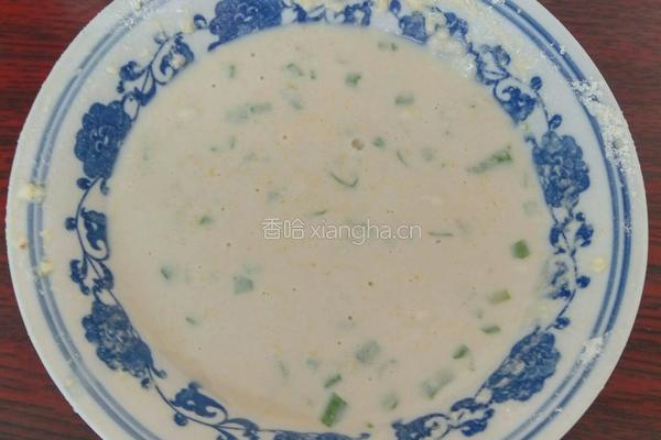 玉米面煎饼的做法图解3