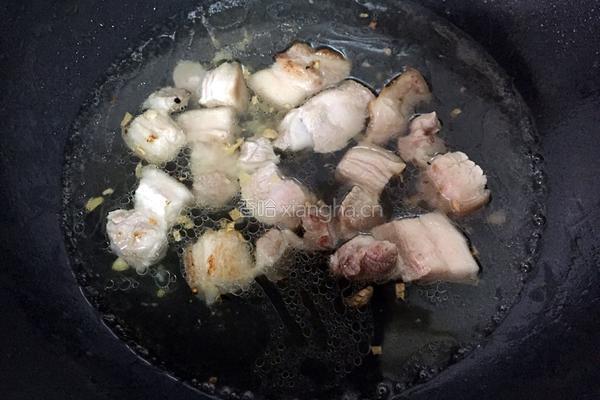 酸菜炖五花肉的做法图解6