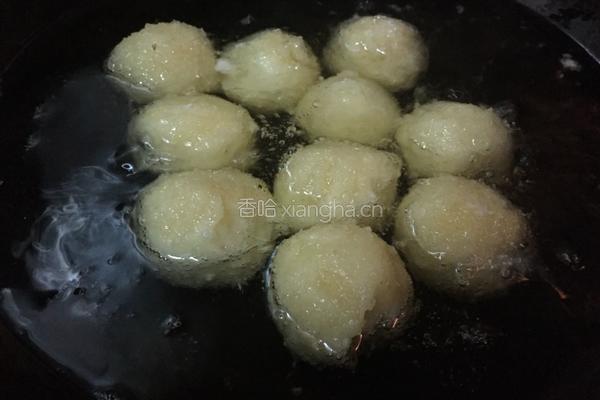 油炸土豆球的做法图解6