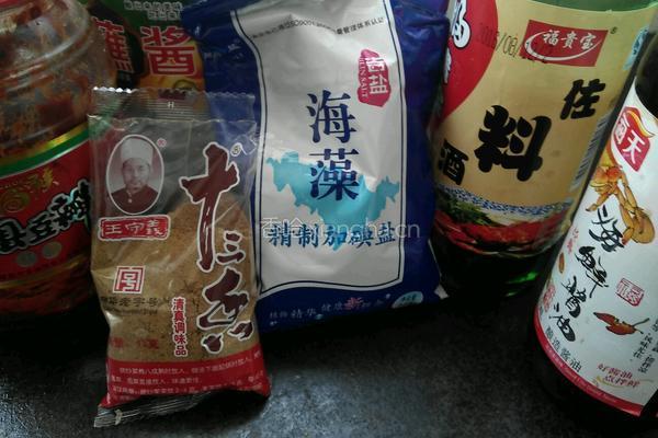 酱鲫鱼的做法图解2