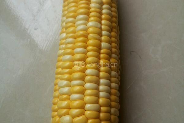 黄煎玉米饼的做法图解1