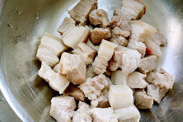 电饭锅红烧肉的做法图解4