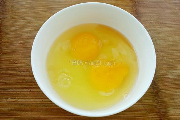 鸡蛋韭菜饺子馅的做法图解2