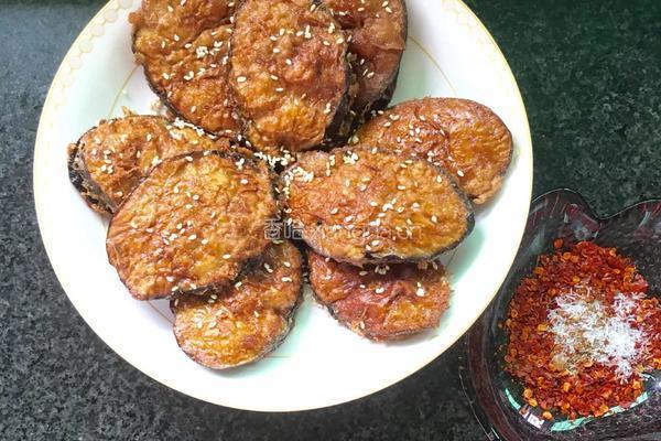 蒜香茄饼的做法图解6