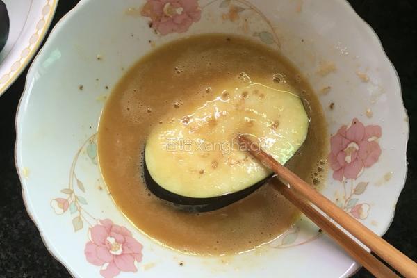 蒜香茄饼的做法图解4