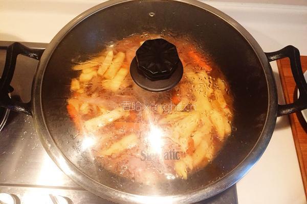 土豆烧牛腩的做法图解7