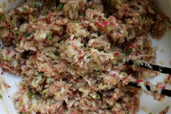 猪肉水萝卜饺子的做法图解6
