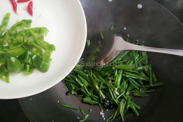 豆豉空心菜梗的做法图解5