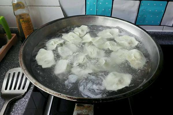 牛肉大葱饺子的做法图解12