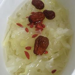 银耳雪梨糖水的做法[图]