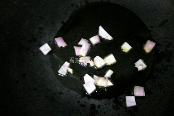 咸菜炒猪肚的做法图解3