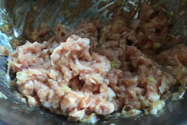 黑豆浆紫甘蓝肉龙的做法图解7