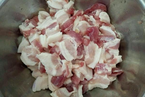 时蔬五花肉煲仔饭的做法图解3