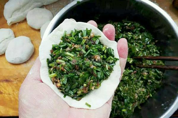 牛肉韭菜馅饼的做法图解7