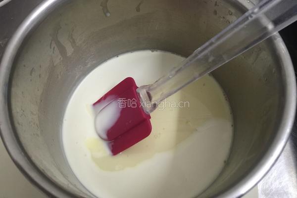 蓝莓奶油雪糕的做法图解1