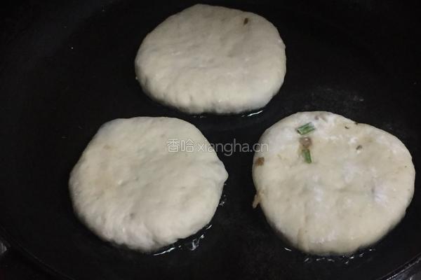 梅菜扣肉饼的做法图解12