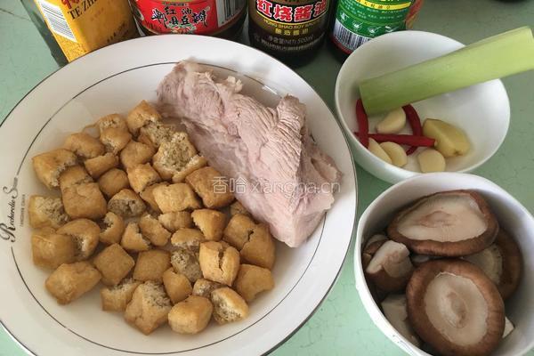 豆腐泡蒸肉的做法图解1