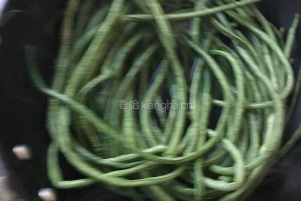 煎长豆卷的做法图解1