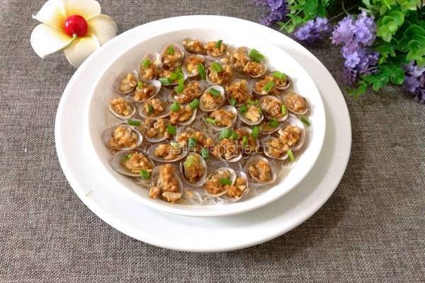 蒜蓉花蛤蒸粉丝的做法图解10