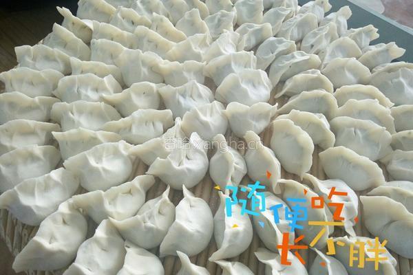 猪肉榛蘑饺子的做法图解9