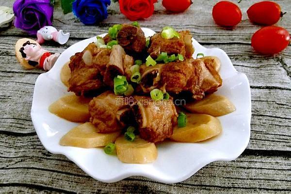杏鲍菇炖排骨的做法图解1