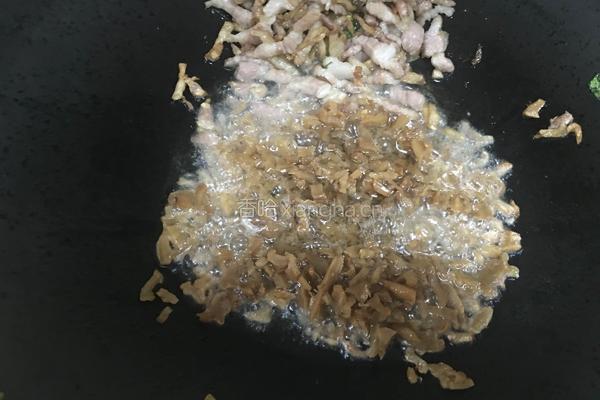 萝卜干炒饭的做法图解5