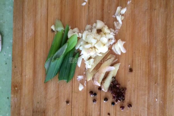 香菇炒青菜的做法图解2
