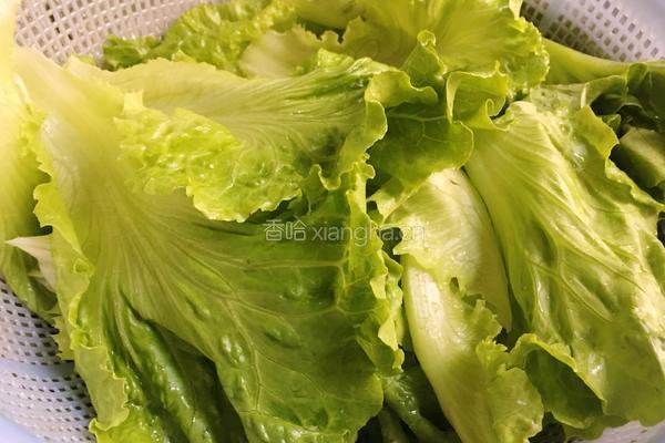 炒生菜的做法图解3