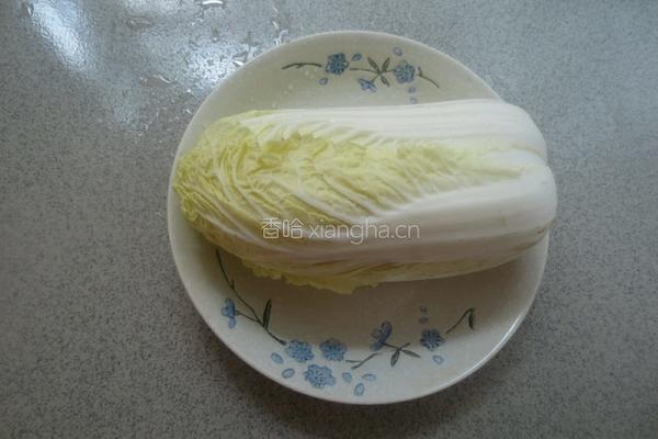 泡椒炒白菜的做法图解1
