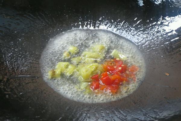 泡椒炒白菜的做法图解5