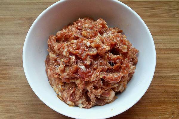 牛肉饺子馅的做法图解6