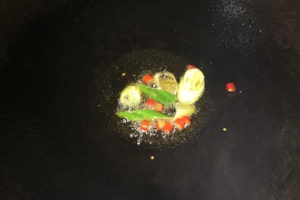 韭菜豆芽的做法图解3
