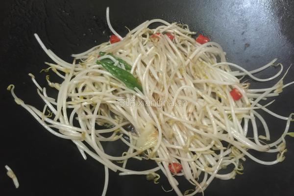 韭菜豆芽的做法图解4